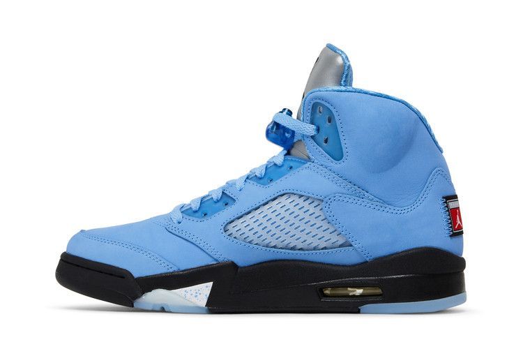 Air Jordan 5 Retro SE 'UNC' DV1310 401 фото