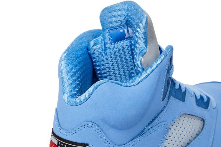 Air Jordan 5 Retro SE 'UNC' DV1310 401 фото