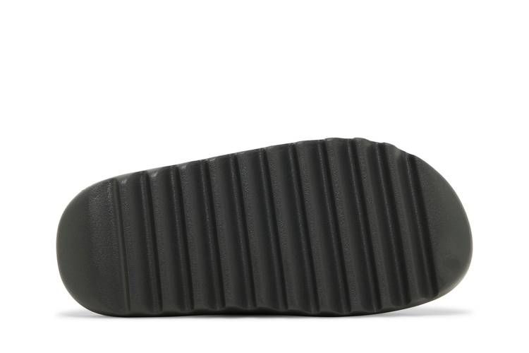 Yeezy Slides 'Dark Onyx' ID5103 фото