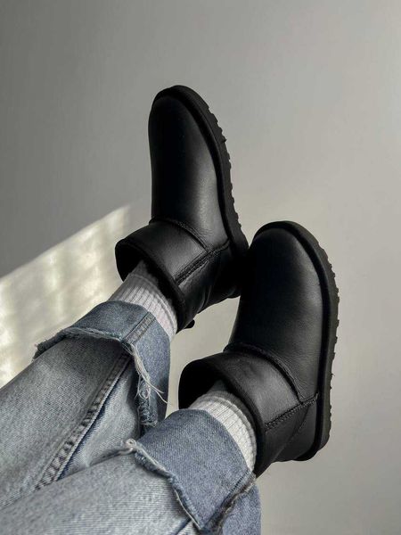 Ugg Ultra Mini Black ( шкіра ) G469-Чорний-36 фото