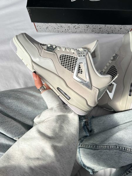 Air Jordan 4 Wmns Air Jordan 4 Retro 'Frozen Moments' box lux G219-Світло-сірий-36 фото