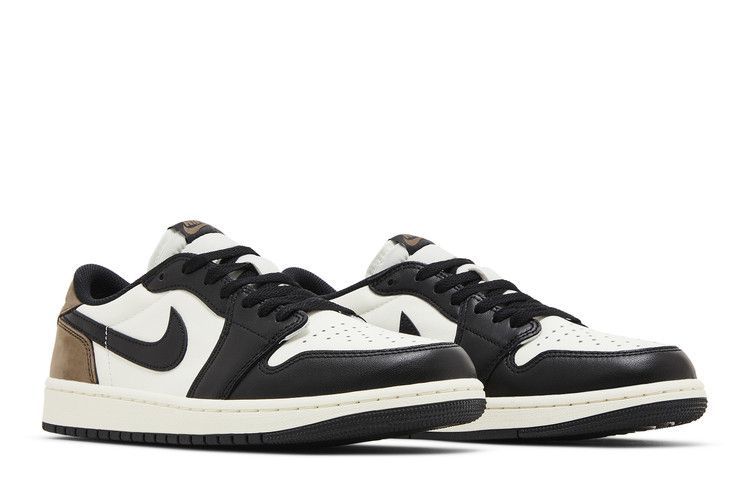 Air Jordan 1 Retro Low OG 'Mocha' CZ0790 102 фото